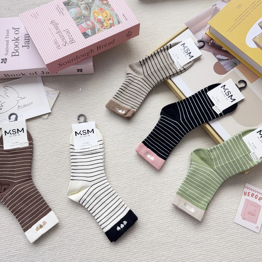 AC-7935 五双女袜条纹休闲时尚中筒袜