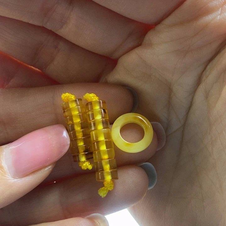 蜜蜡裸石未镶嵌思**厚微瑕