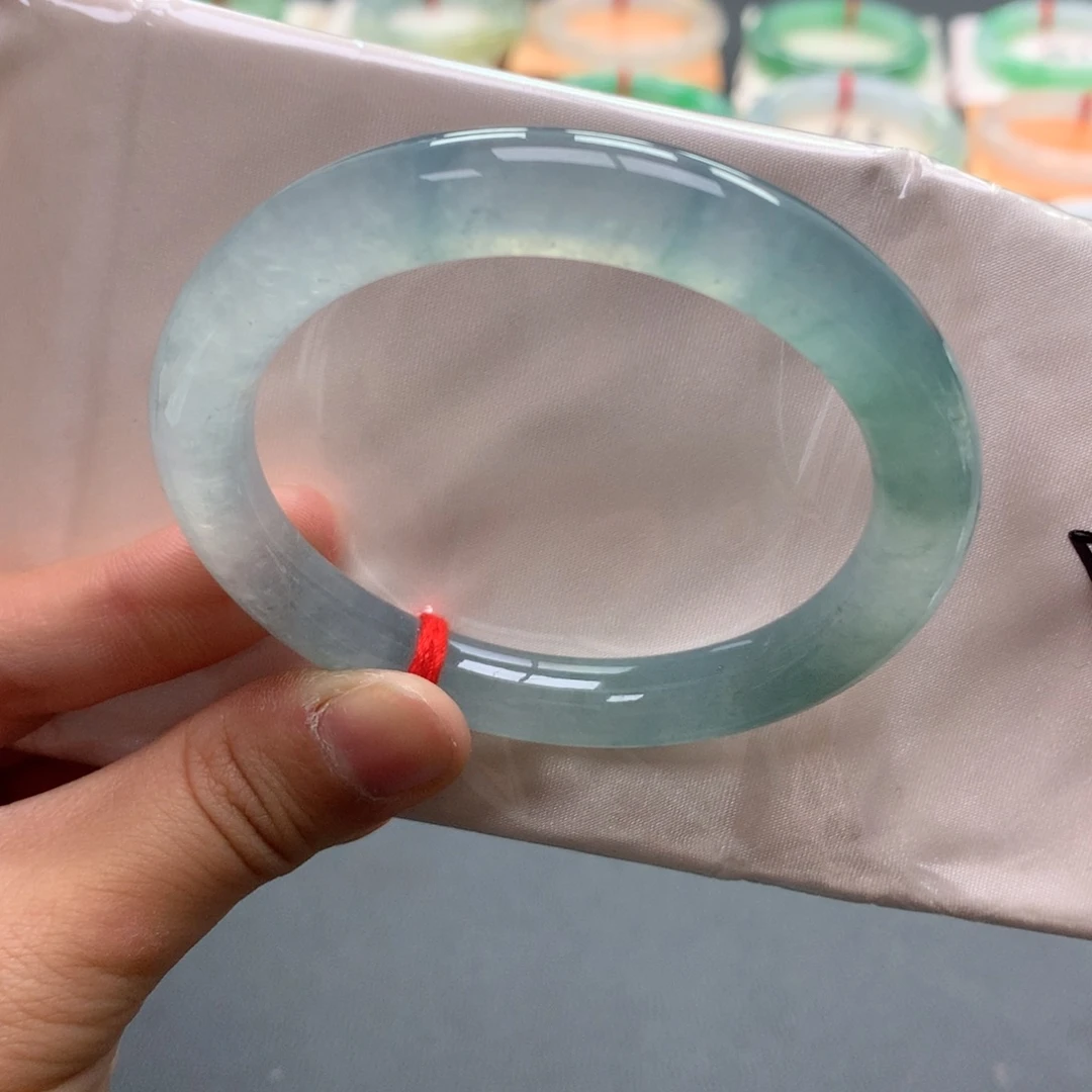 翡翠未镶嵌手镯41号55圆条蓝冰海蓝色