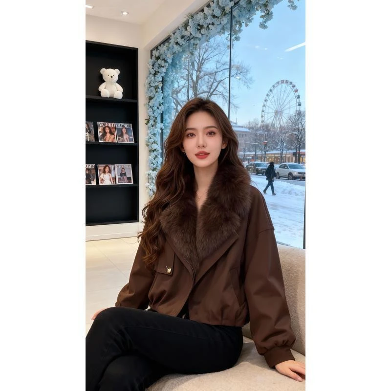 2025冬季新款洋气小众毛领短款棉服女慵懒风宽松百搭显瘦外套大衣