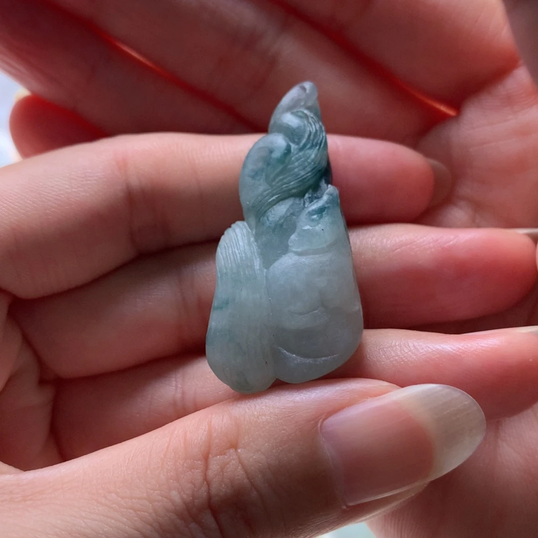 定制翡翠未镶嵌九尾狐