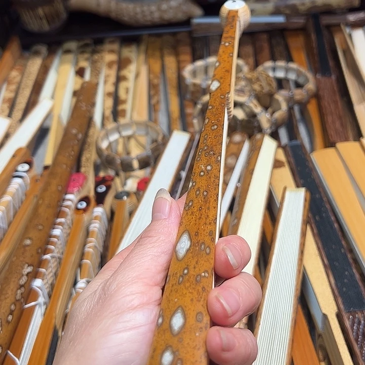 泡***鱼扇子梅鹿竹一把扇子