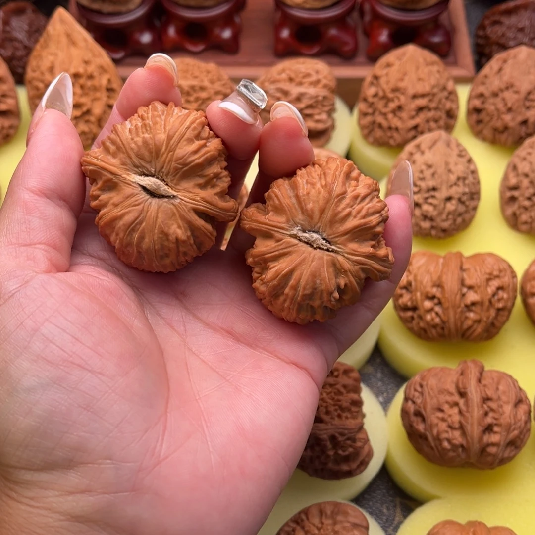 农***…把件文玩核桃44全品球白