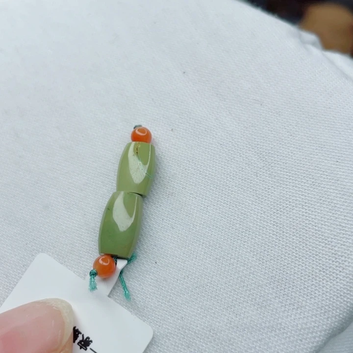 未镶嵌南红玛瑙珠宝奇石