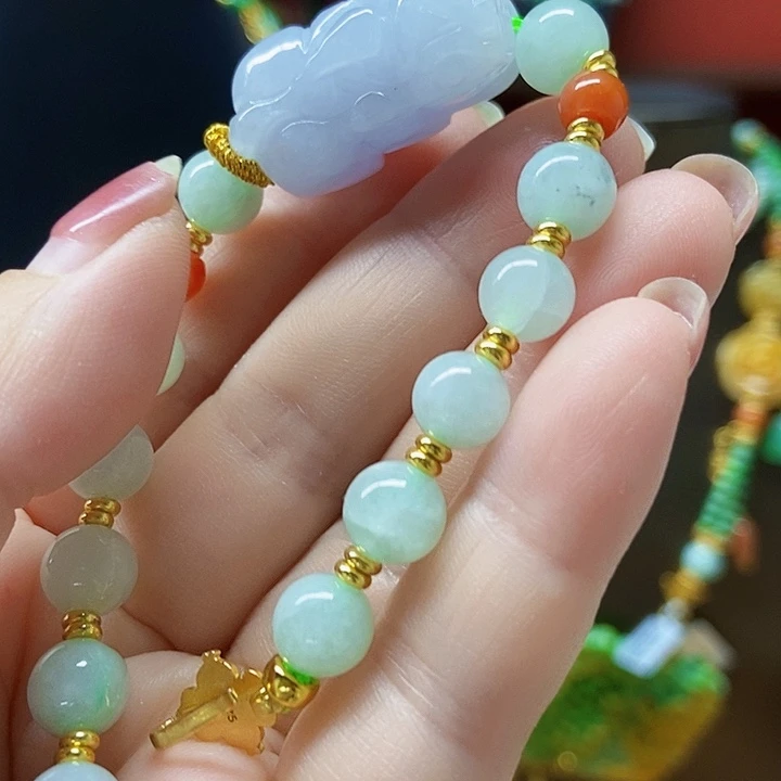 翡翠未镶嵌颈饰手串