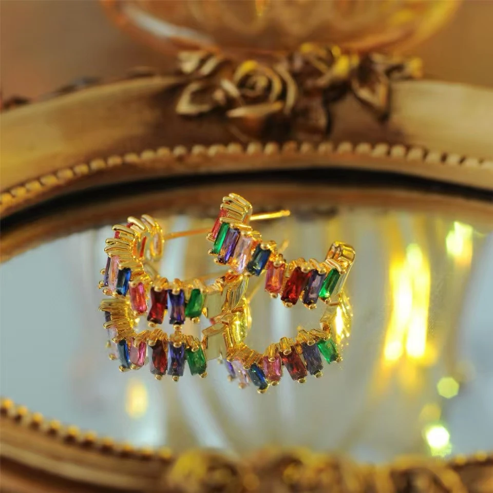 铜合金合成锆石耳饰 A10035---时尚轻奢法式彩色耳圈