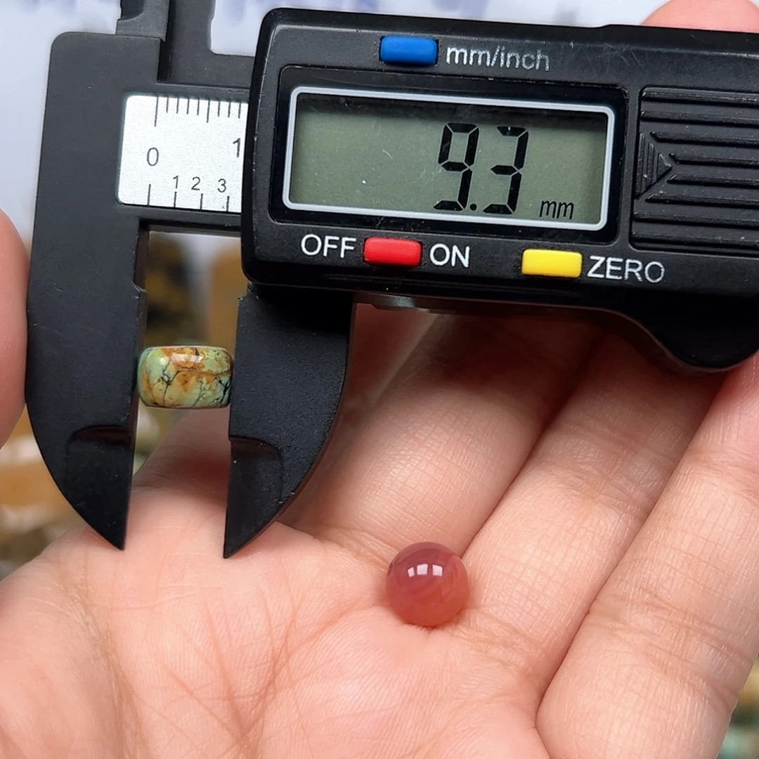 南红玛瑙未镶嵌珠宝奇石