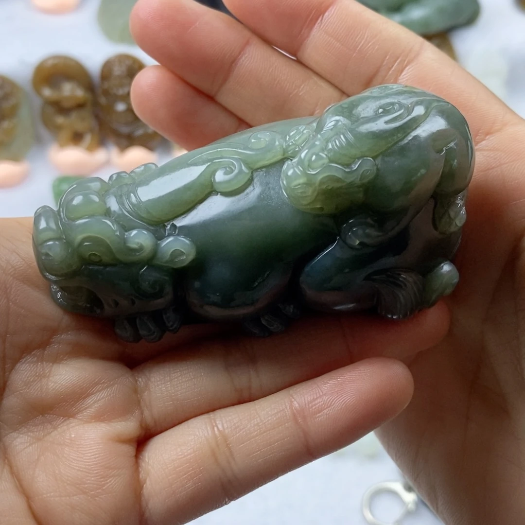 未镶嵌和田玉把件