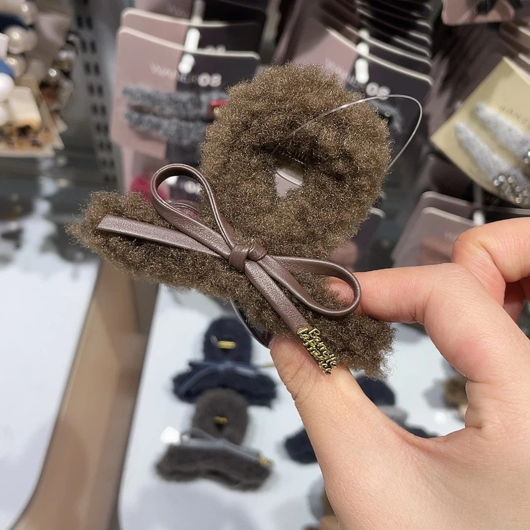 布艺非金属咖色蝴蝶结9抓