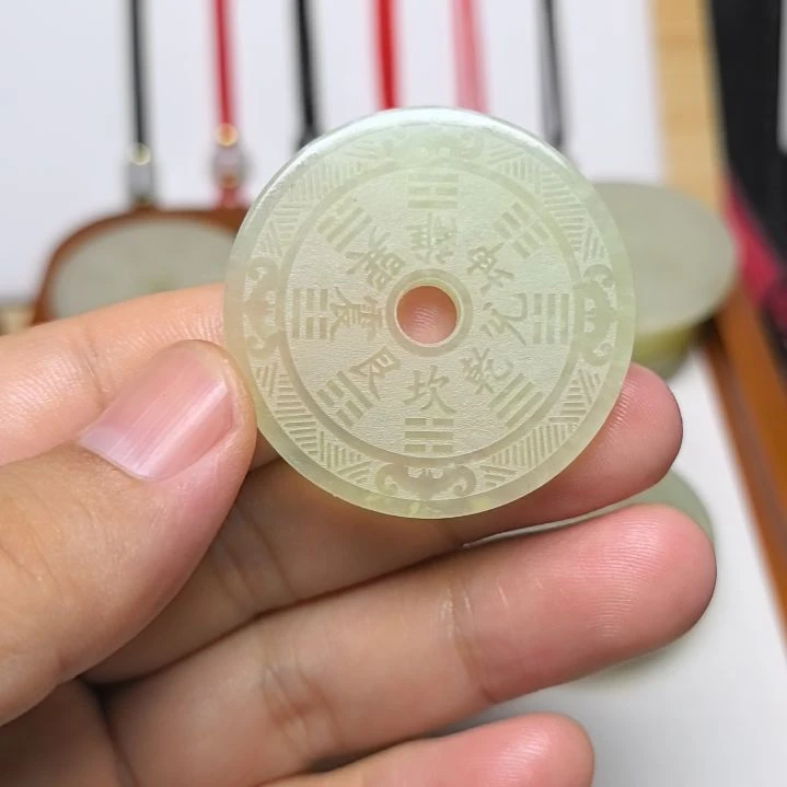 @***王蛇纹石玉未镶嵌颈饰
