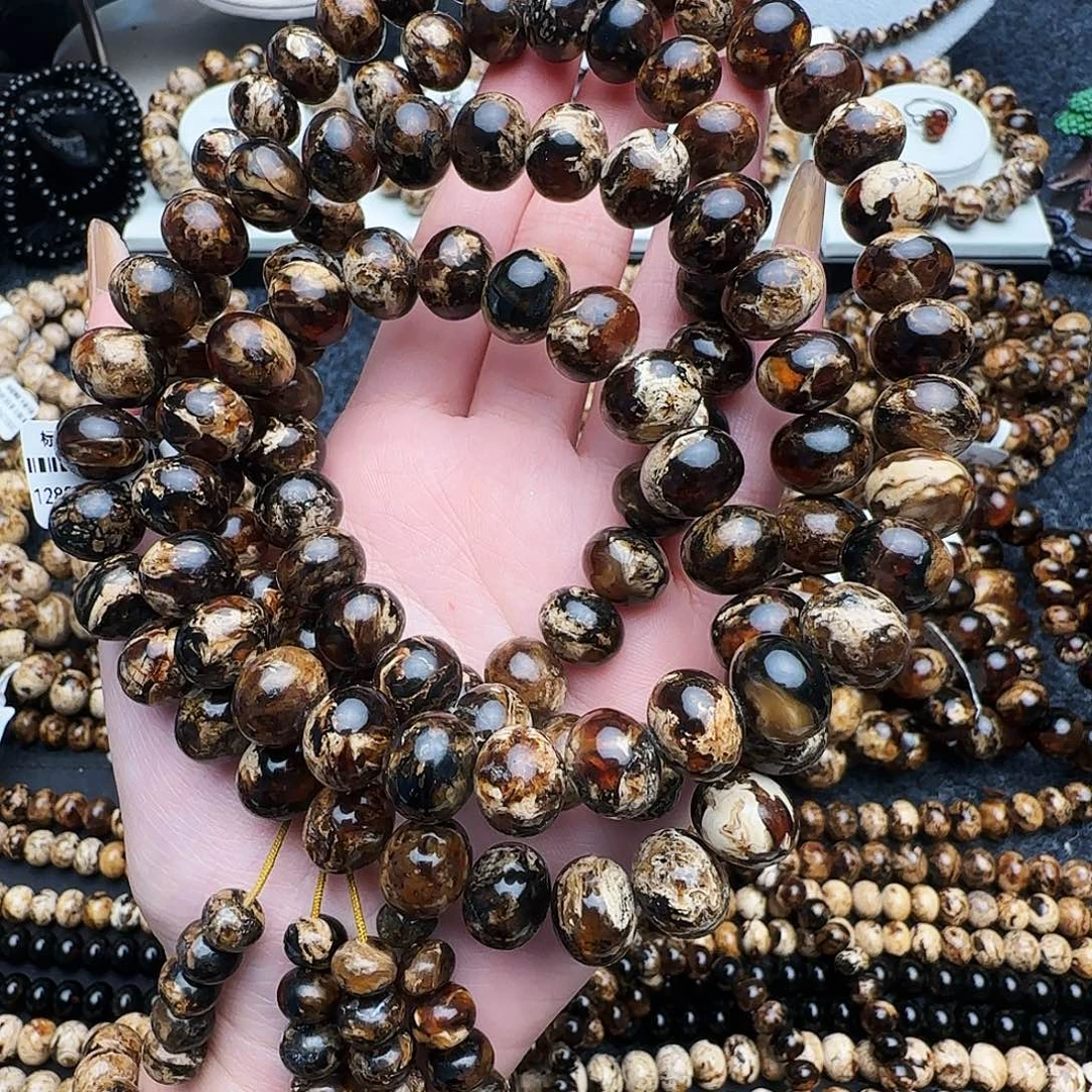 国***薄琥珀未镶嵌手链抚顺琥珀