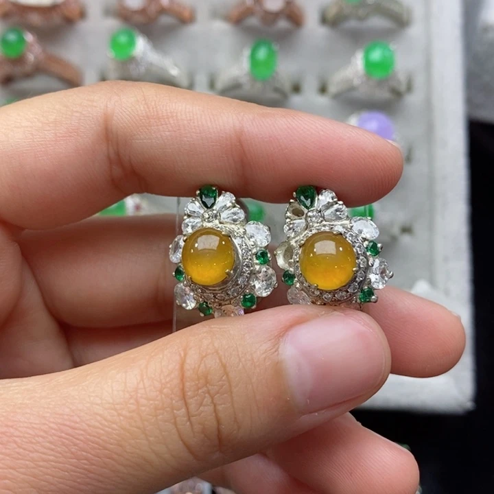 翡翠戒指未镶嵌蛋面
