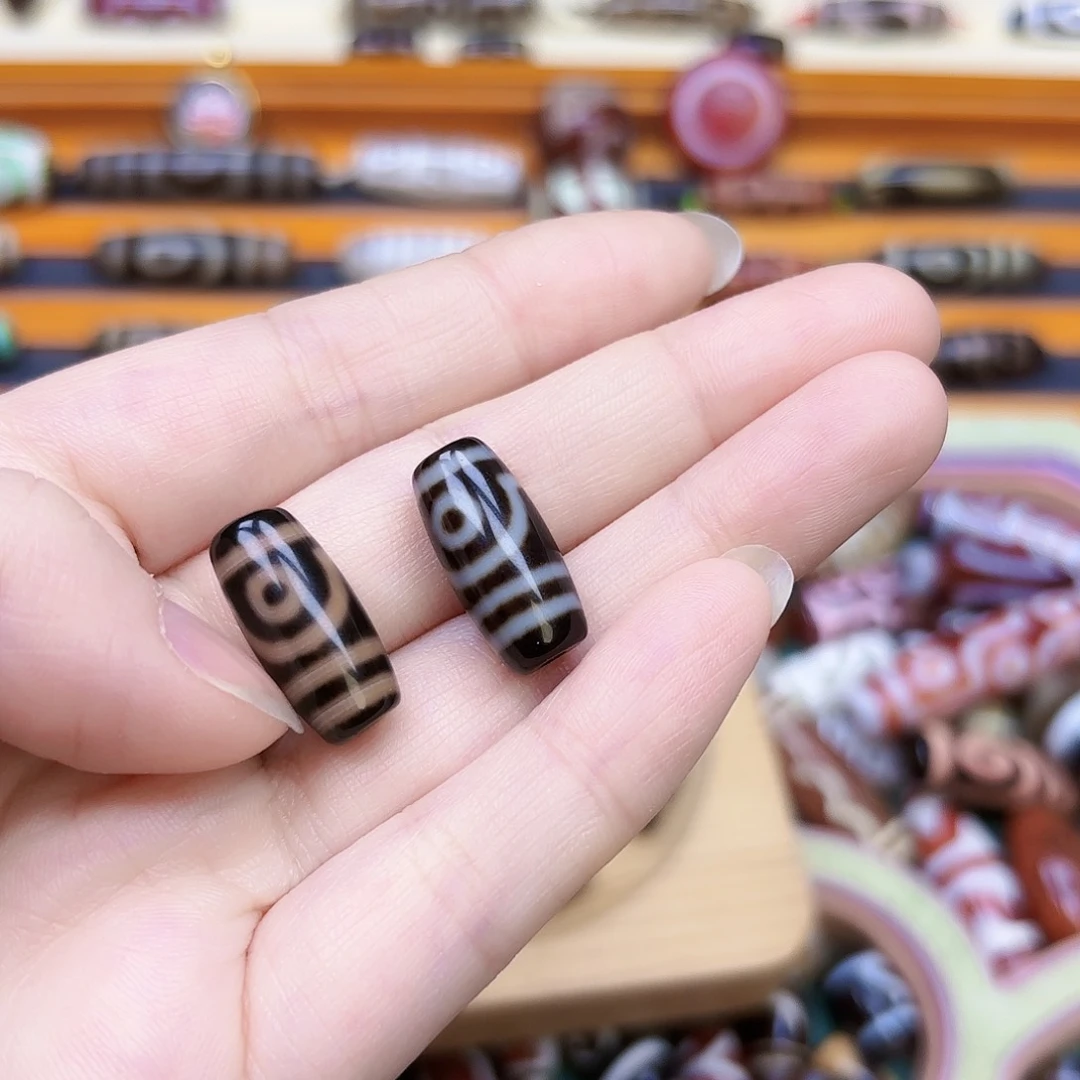 玛瑙/玉髓颈饰未镶嵌?*贝