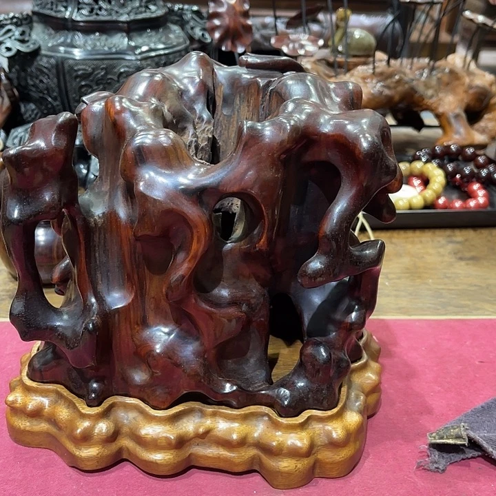 香榧木f****2精品黄花梨和紫檀木器摆件