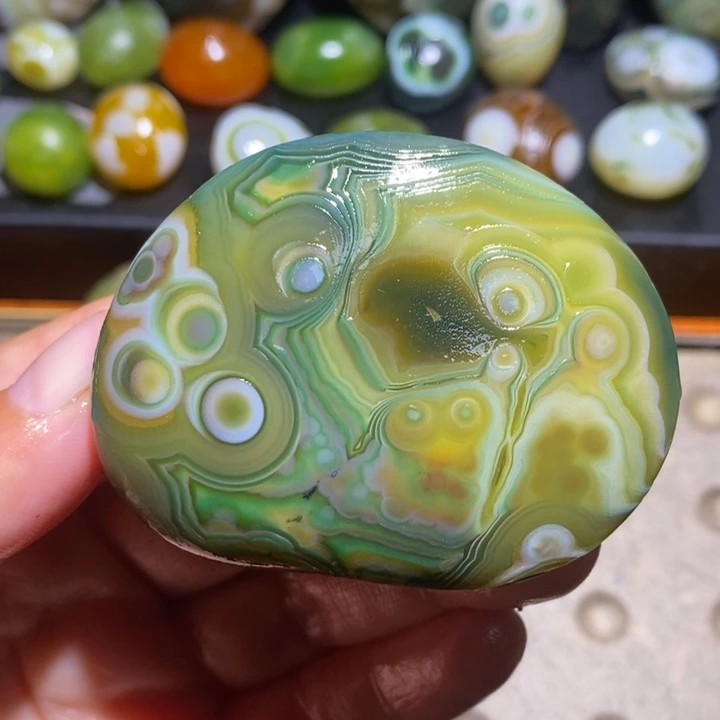 玛瑙/玉髓未镶嵌珠宝半成品