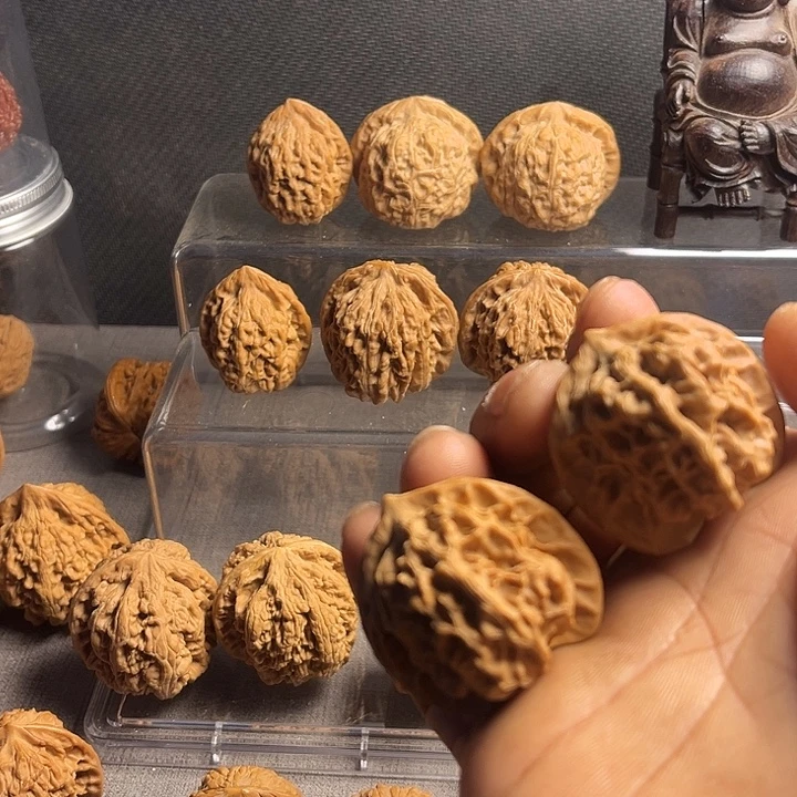 吊坠文玩核桃37刀子…………