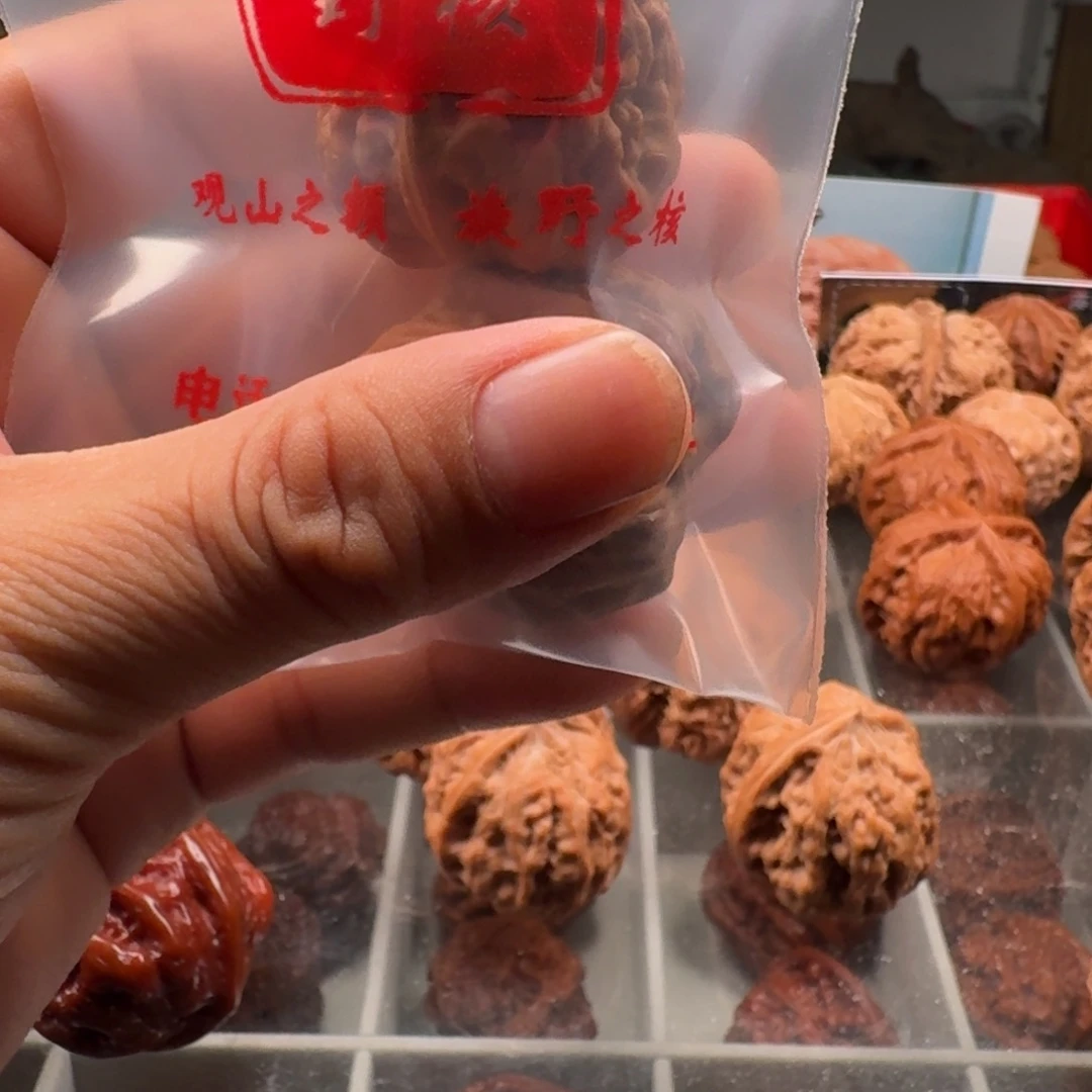 吊坠文玩核桃水晶蛤蟆野生