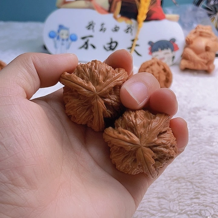 吊坠文玩核桃我**我三棱