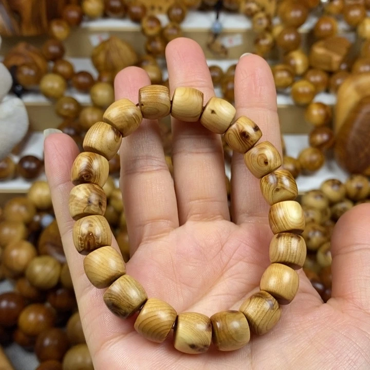 伟***哥柏木（崖柏）1.1直切瘤疤