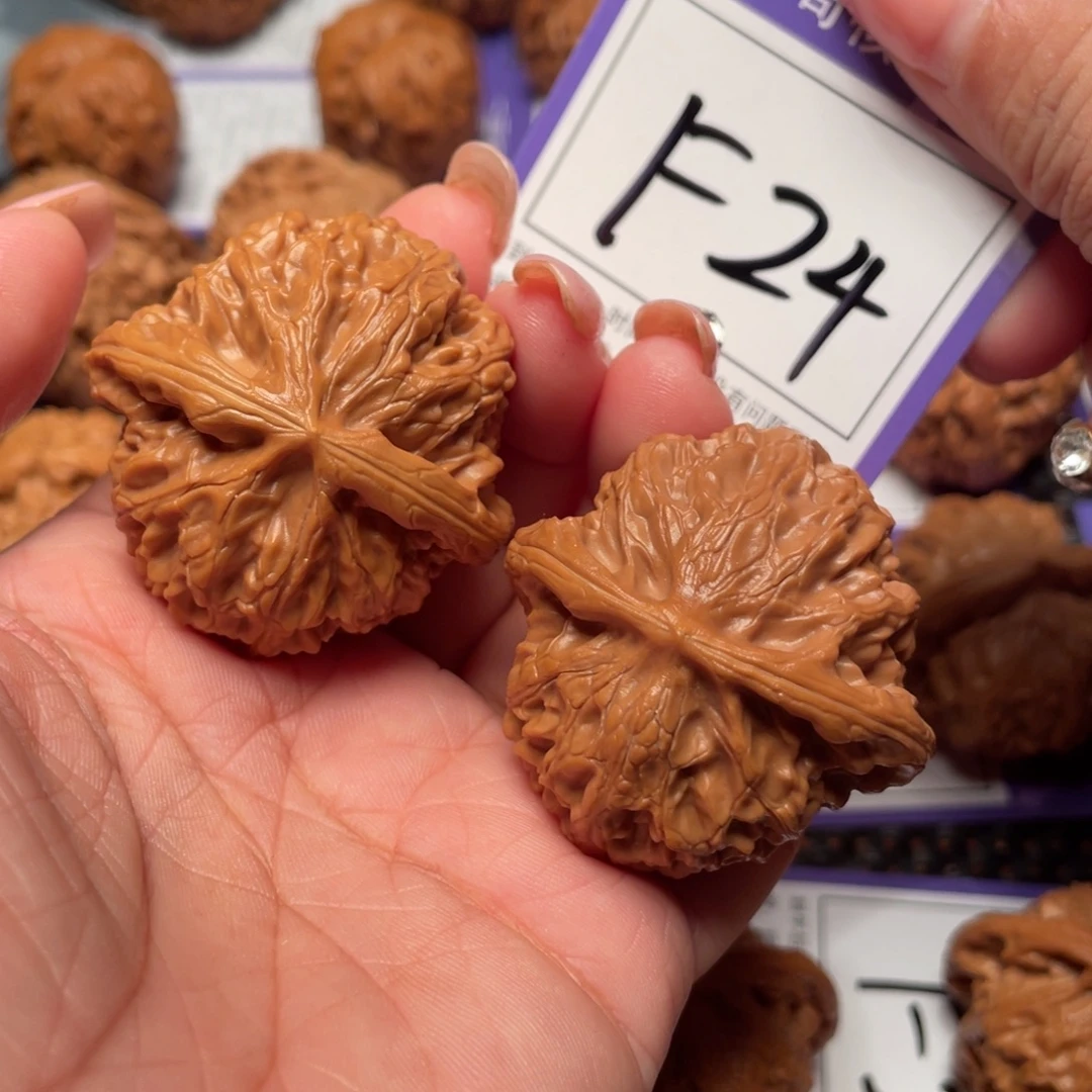 桃核把件24号灯42