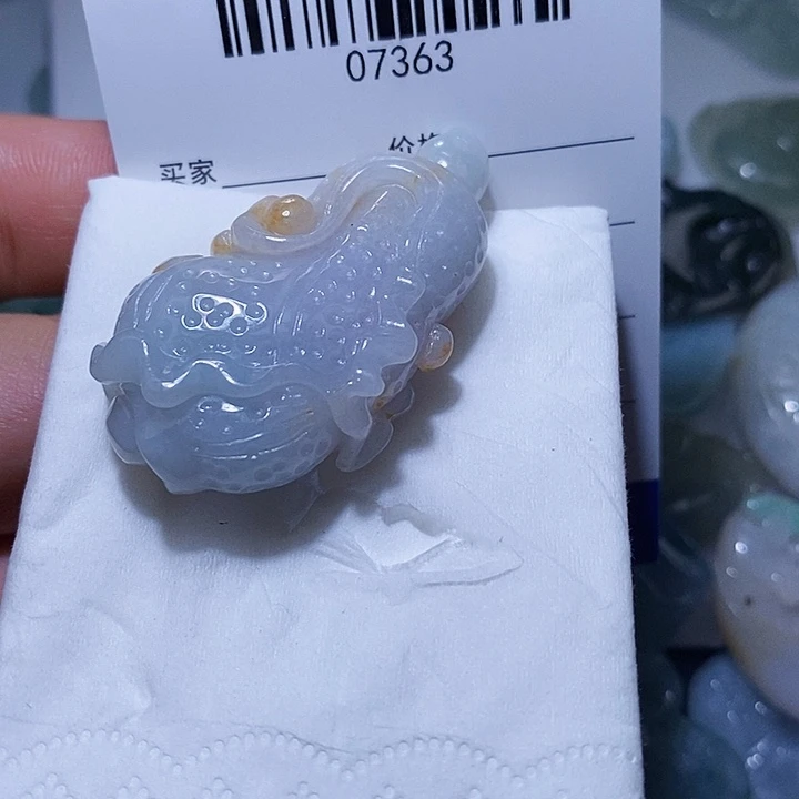 翡翠未镶嵌颈饰天光墟翡翠市场现金代购