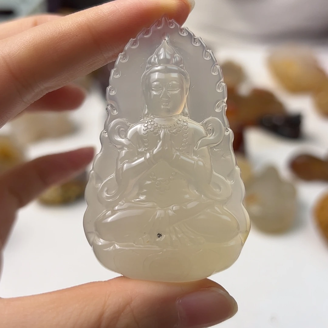 未镶嵌颈饰玛瑙/玉髓