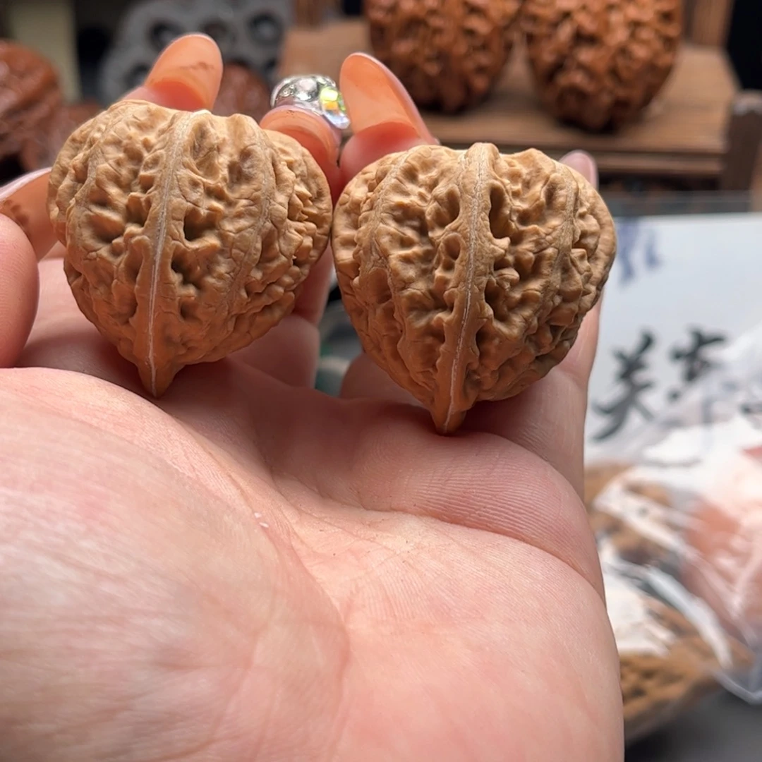 文玩核桃把件关东木子家楸大胖46