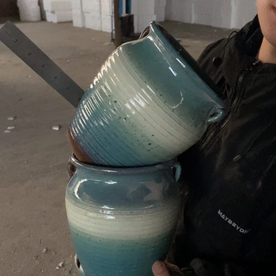 紫砂花盆瑕疵15/18d yu h g g