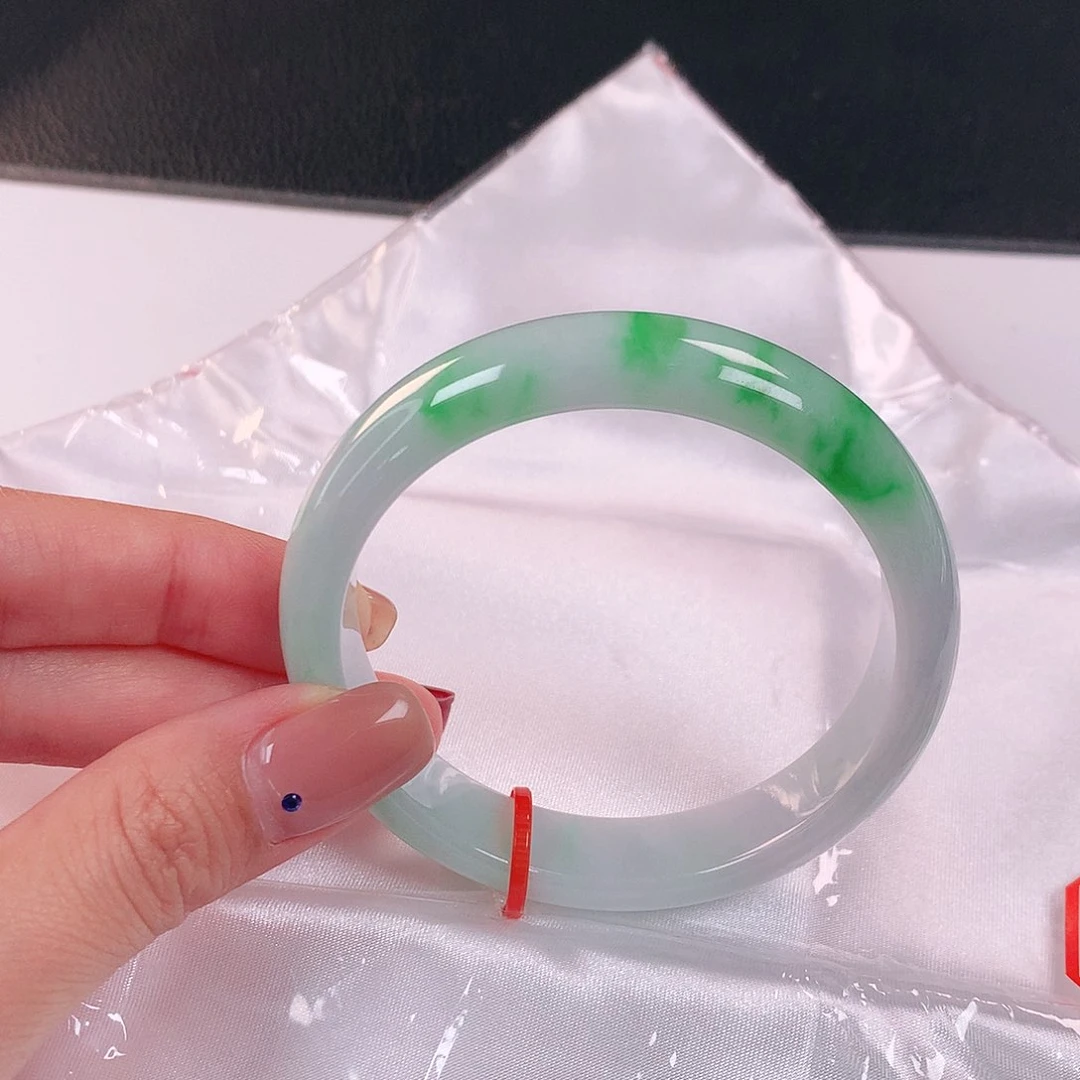未镶嵌手镯翡翠151