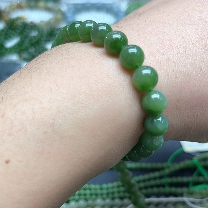 和田玉（碧玉）手链未镶嵌爆**?