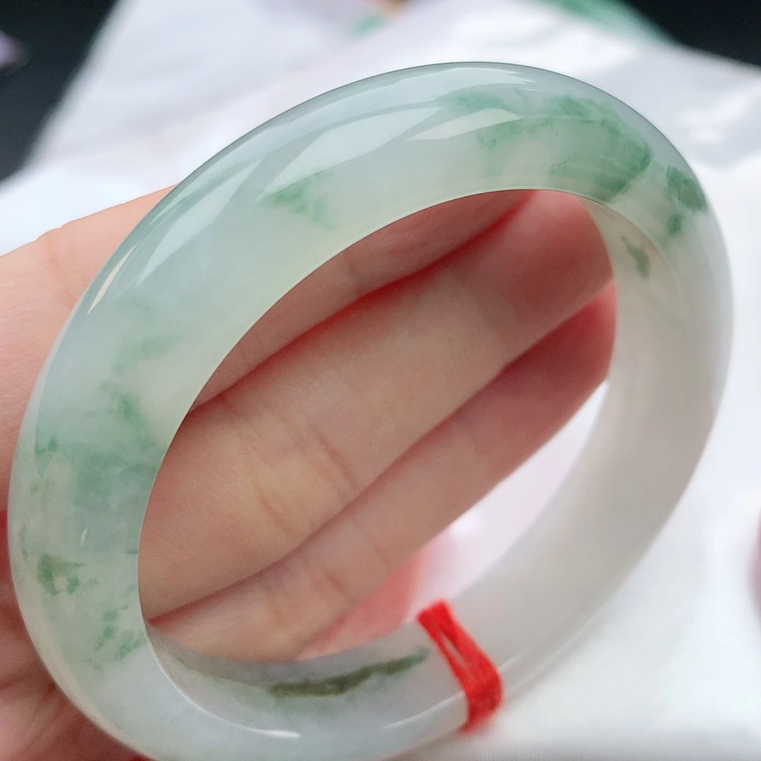 翡翠手镯未镶嵌53圈口882723