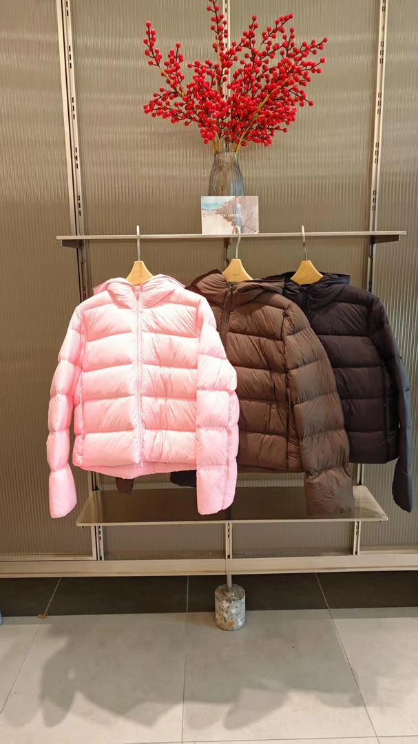新款2025秋季商场同款轻薄羽立领收腰连帽羽绒服女5P0C11920