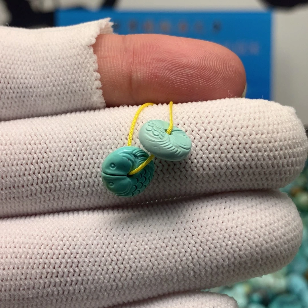 绿松石未镶嵌挂件