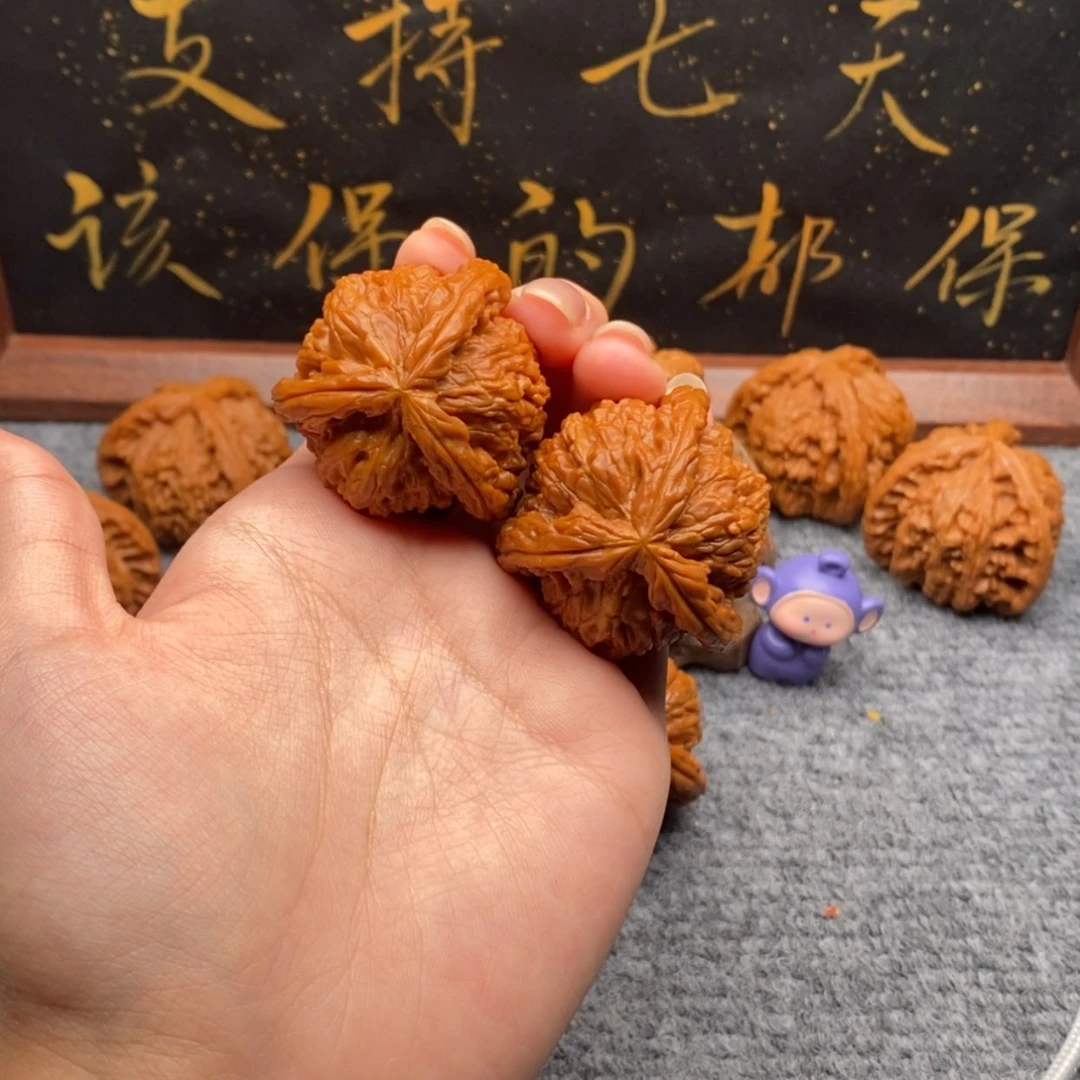 【闪购商品】吊坠文玩核桃M*