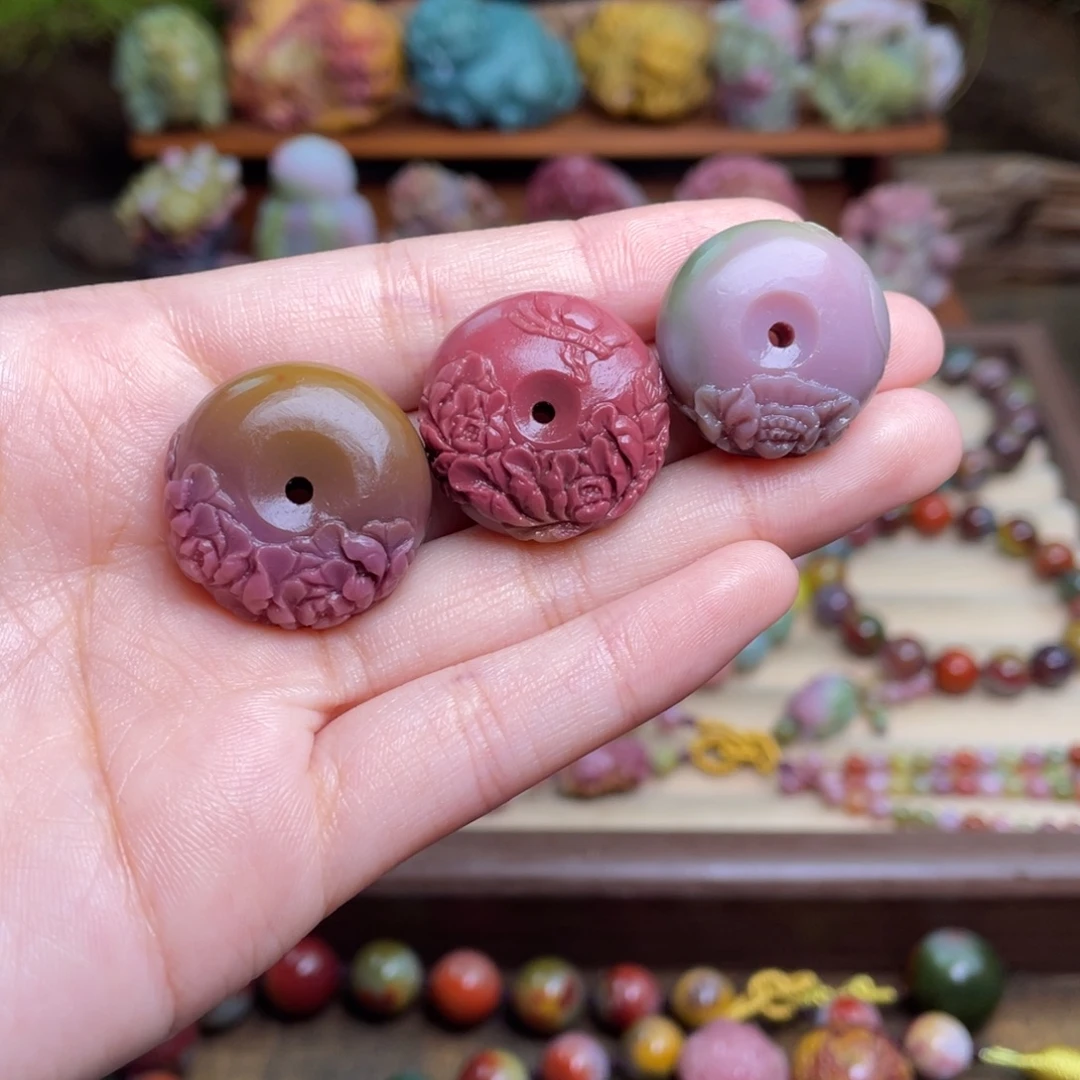 爱***酱玛瑙/玉髓未镶嵌珠宝半成品盐源玛瑙平安扣