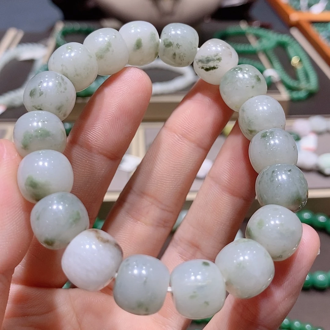 独山玉未镶嵌手串