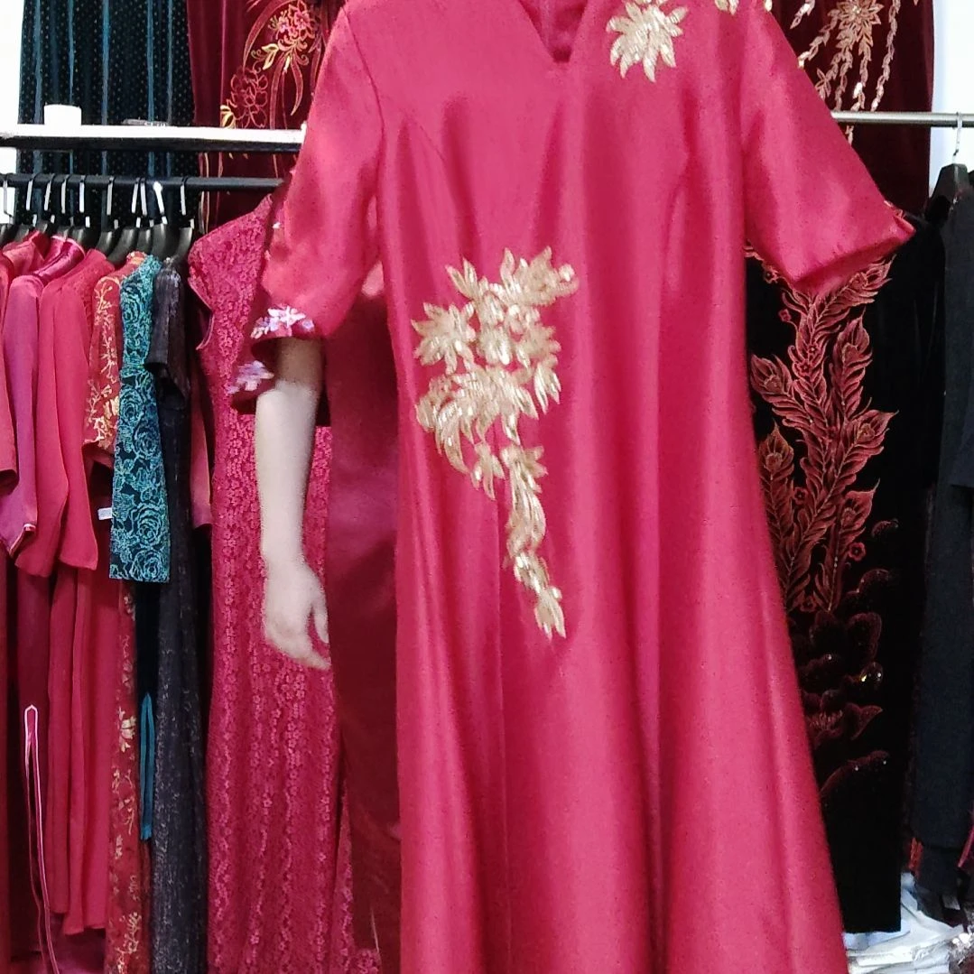 品牌正红色100丝毛缎四季款长款连衣裙xl115斤2xl120斤