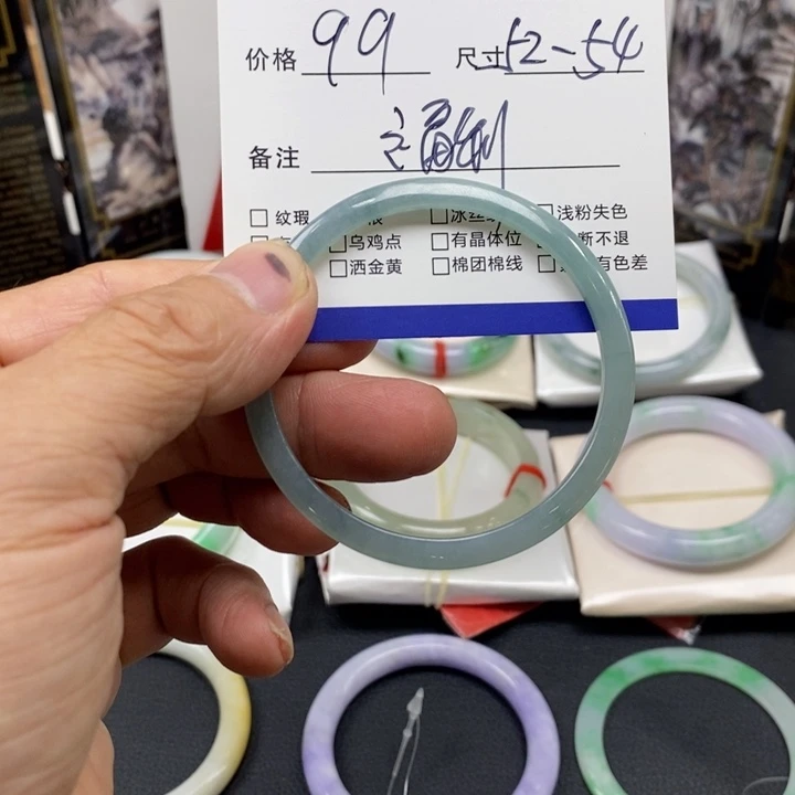 翡翠未镶嵌手镯翡翠手镯