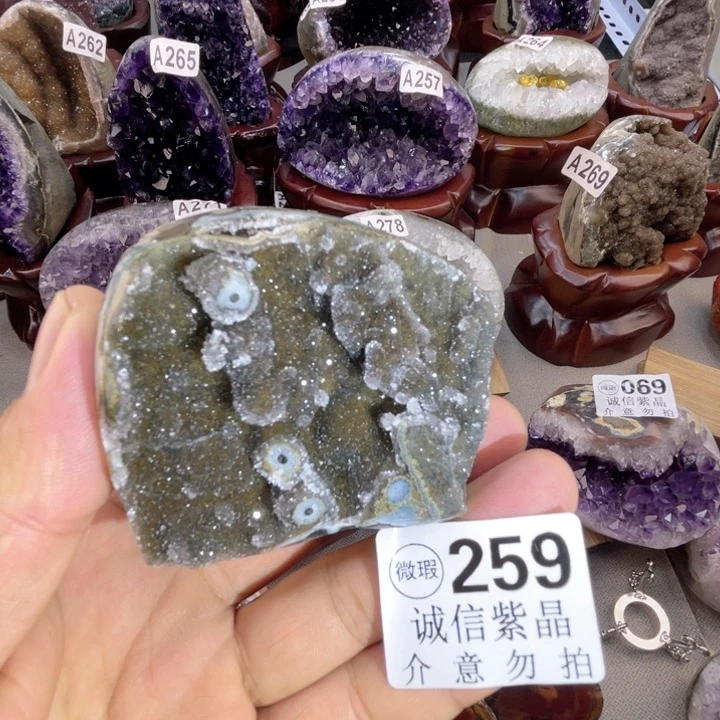 未镶嵌大型摆件（非配饰）水晶