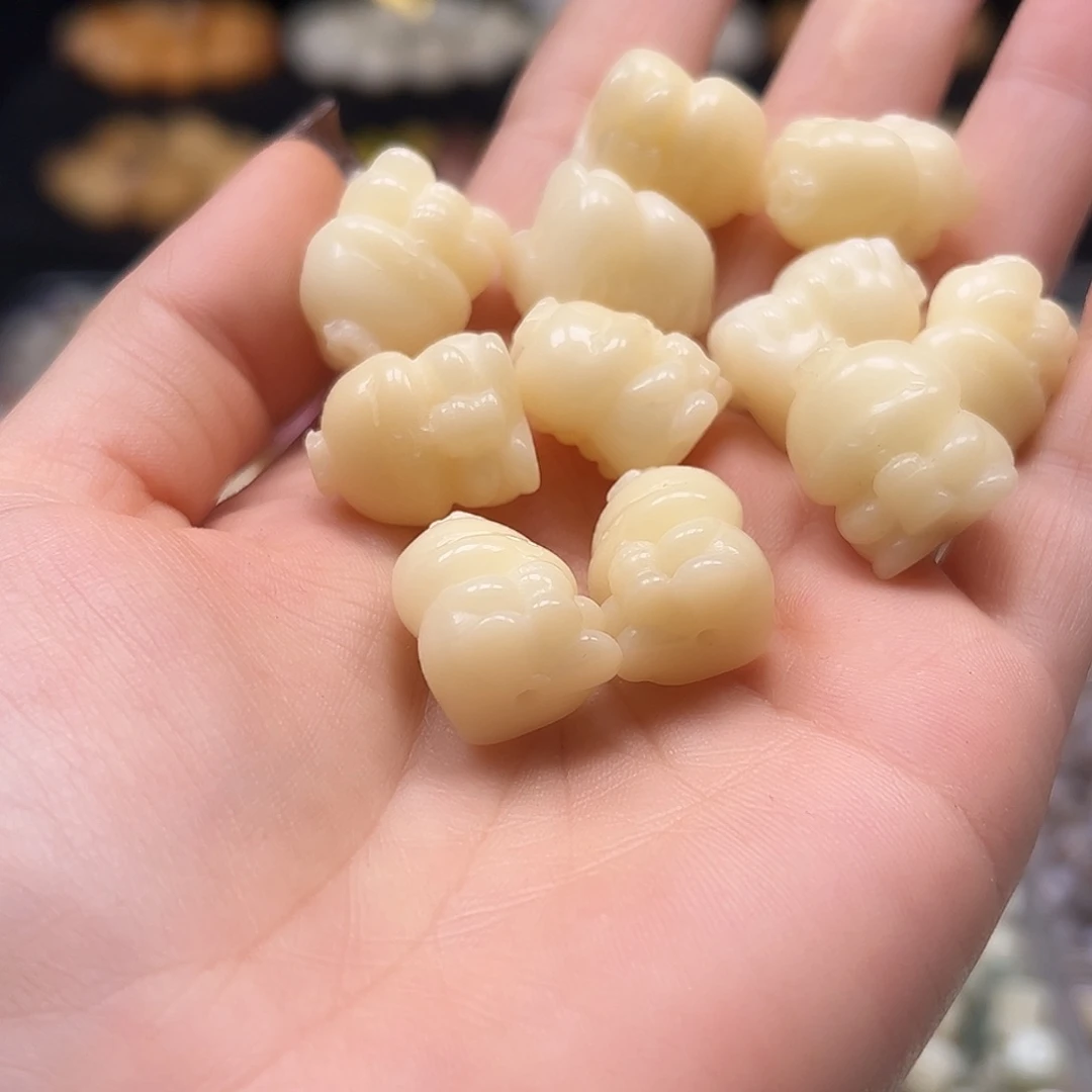 菩提根/象牙果手串奶黄奶龙5颗