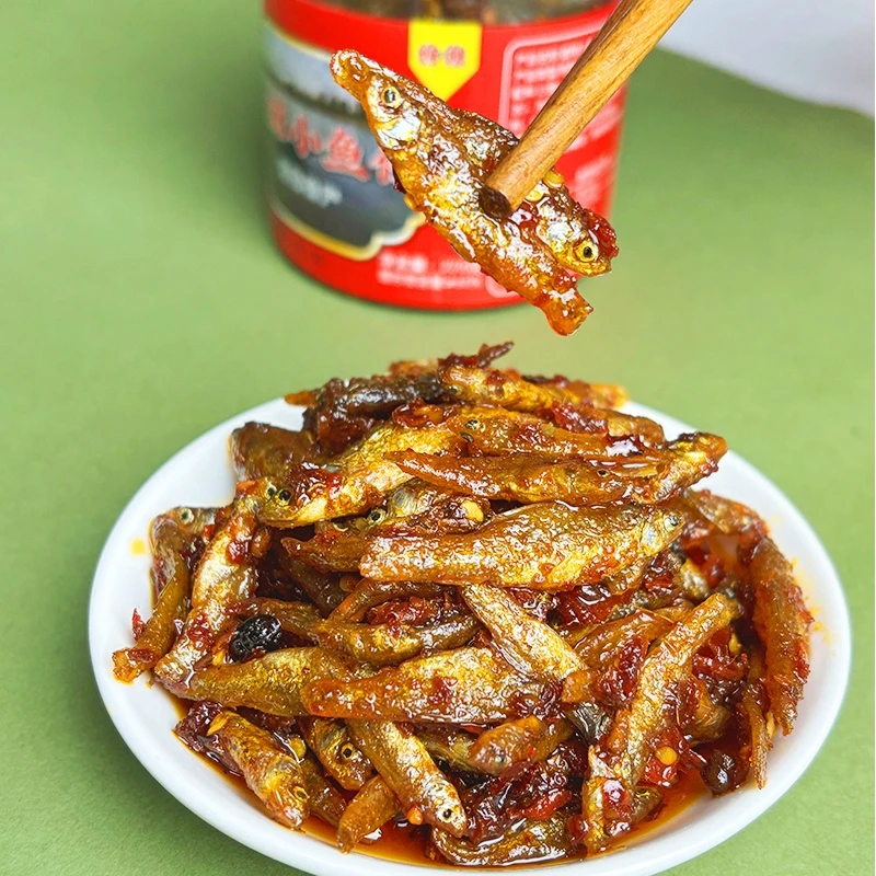湖南特产即食小河鱼香辣小鱼仔特色下饭菜新鲜河鱼仔制作美味零食