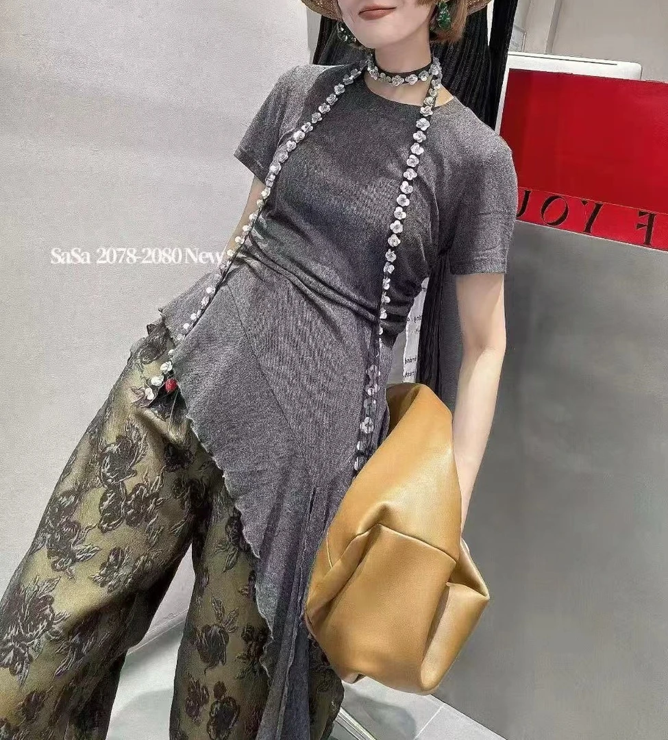 251356  圆领宽松显瘦T恤常规夏季修身型纯色短袖拼接褶皱