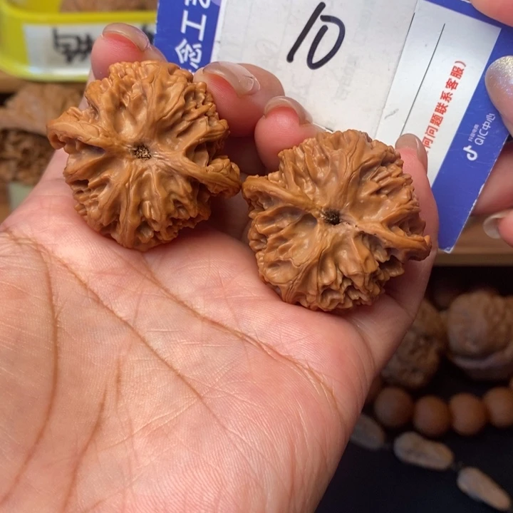 文玩核桃吊坠40全品苹果园