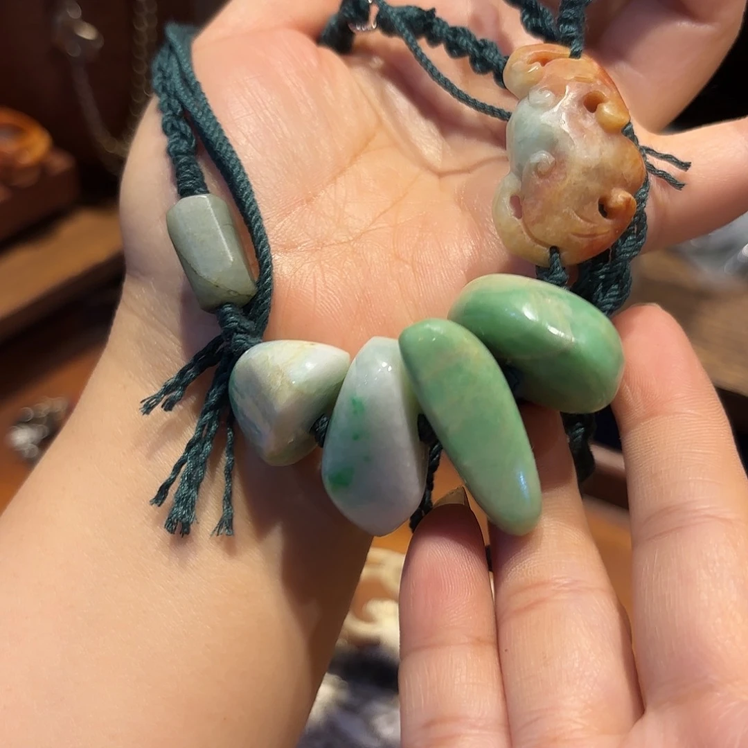 翡翠颈饰未镶嵌原创