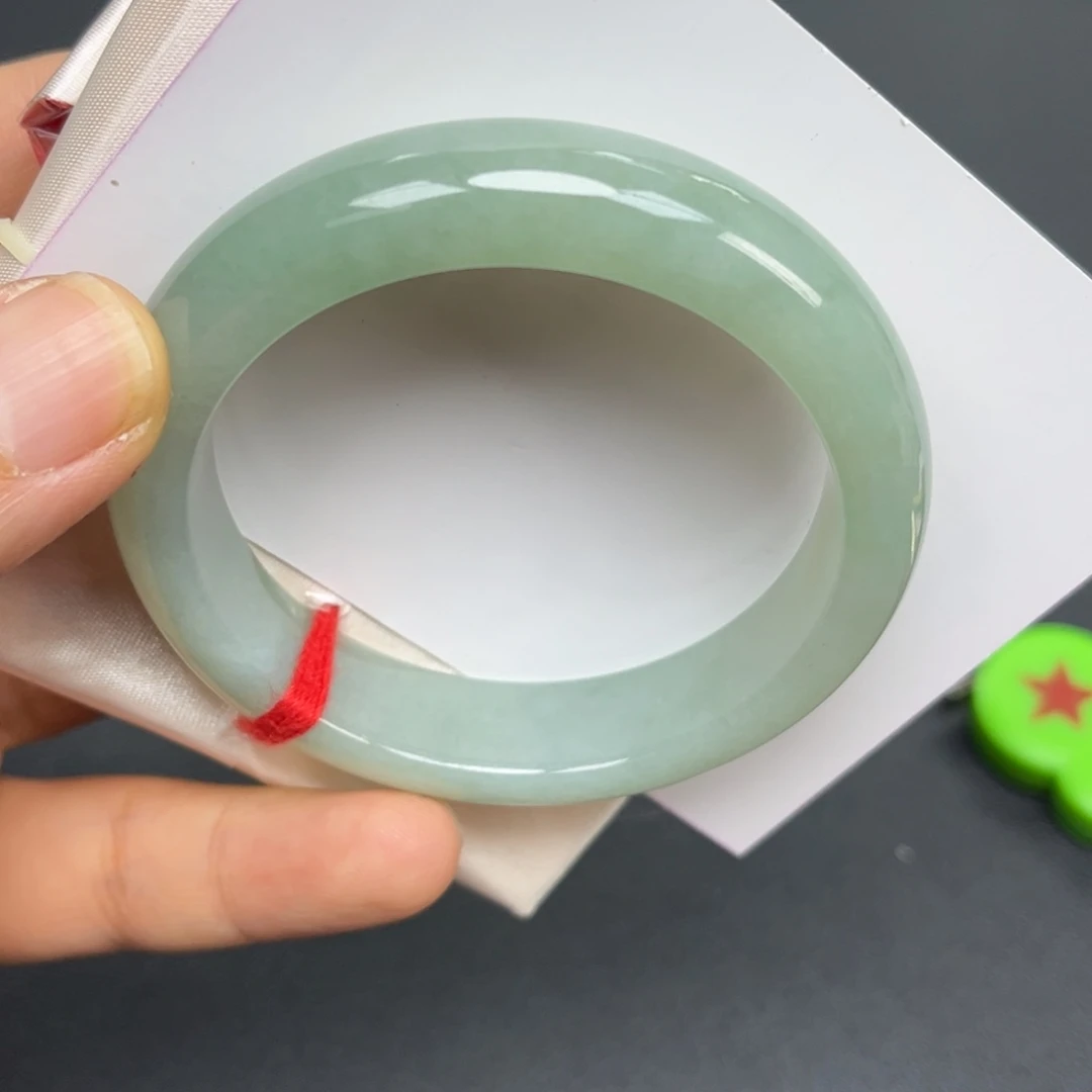 翡翠未镶嵌手镯手镯