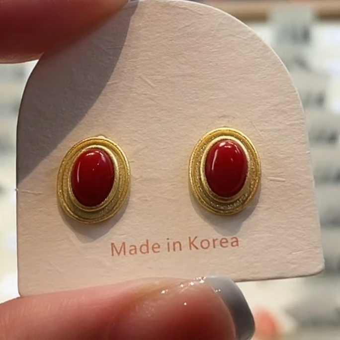 天然宝石红珊瑚耳饰