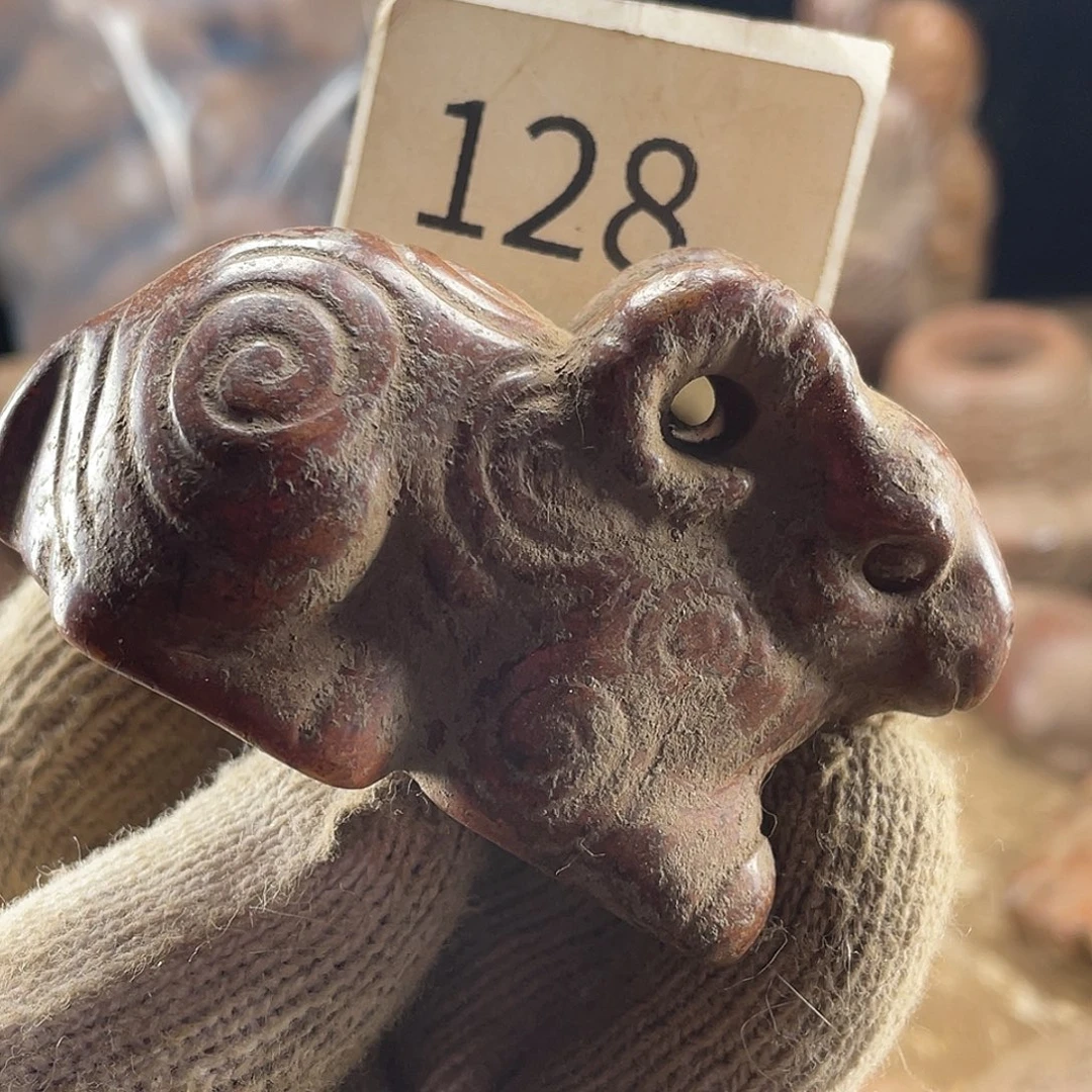 和田玉（糖玉）未镶嵌挂件