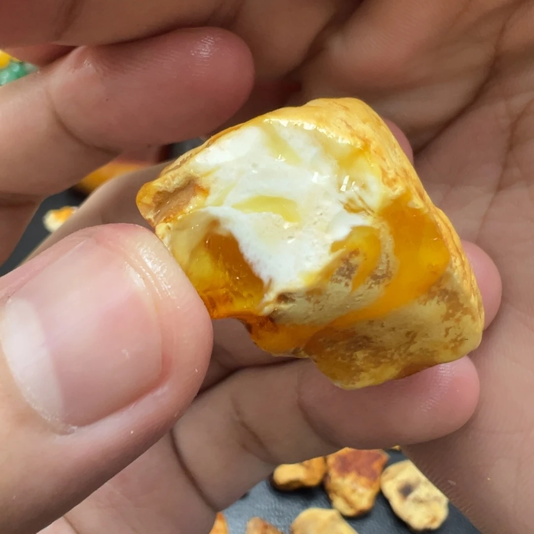 未镶嵌定制琥珀蜜蜡