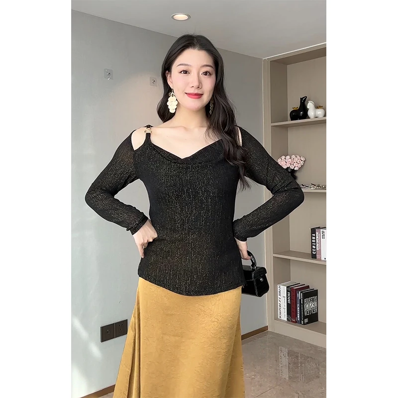 法式露肩针织衫女气质复古鎏光缎面鱼尾半身裙纯欲荡领长袖打底衫