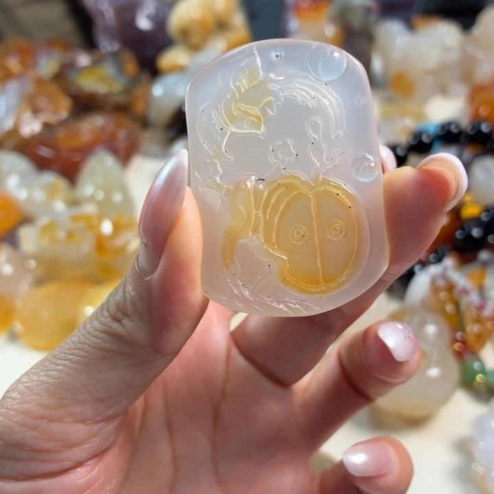 玛瑙/玉髓未镶嵌吊坠(不含链)